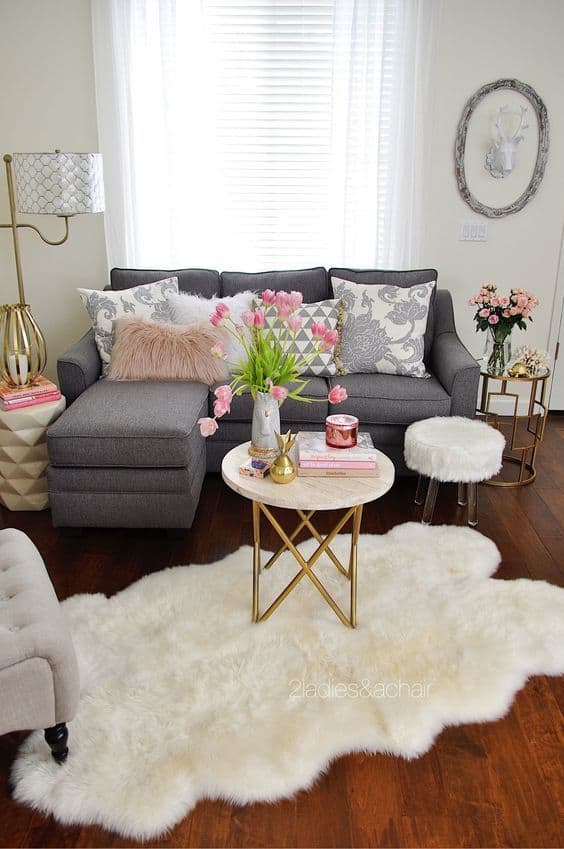 How to decorate living room 2019