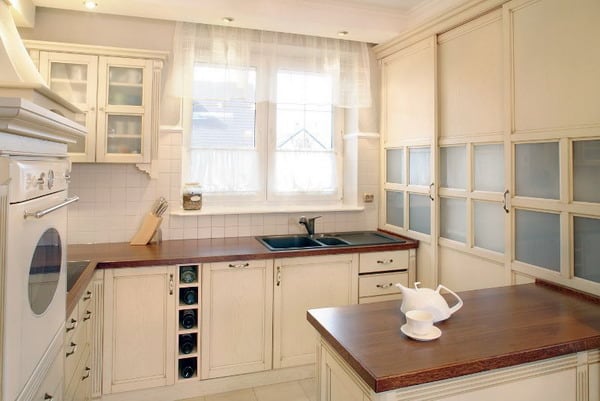 kitchen sink by window trends