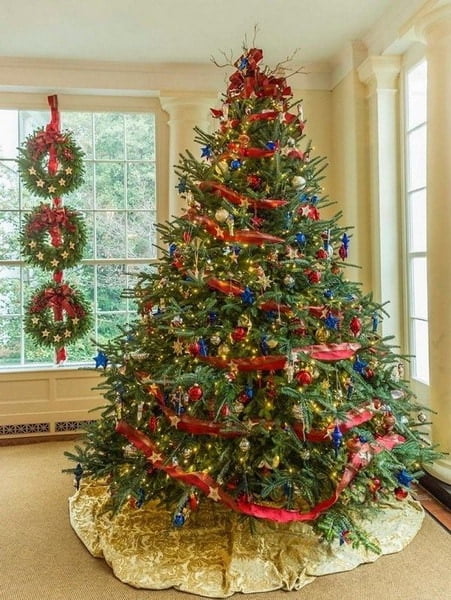 Original And Homemade Decorated Christmas Trees Trends 2020