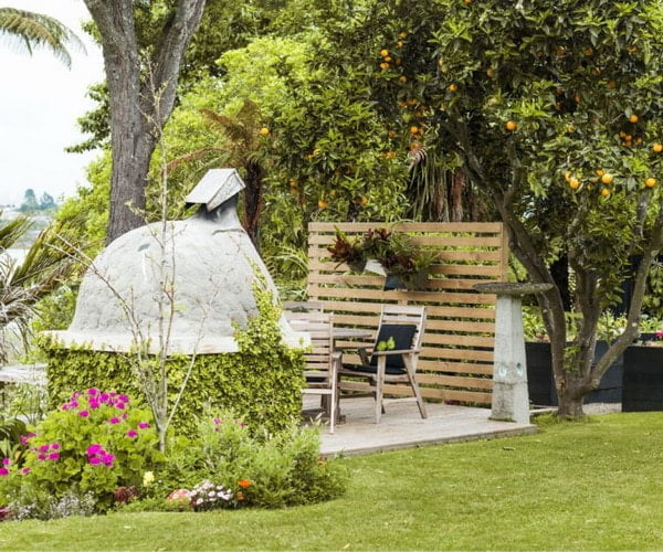 5 Ideas for Decorating Gardens 2021