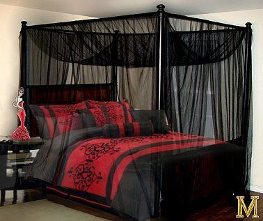 Read more about the article Gothic bedroom decoration ideas: color and stylish furniture